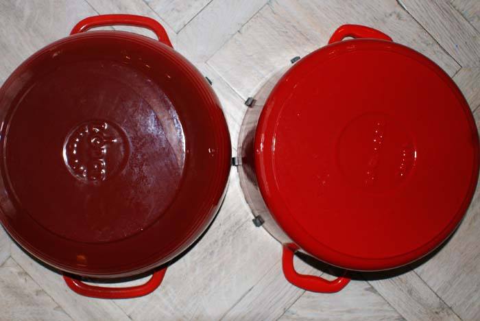 Lodge and Tramontina Dutch ovens bottom comparison